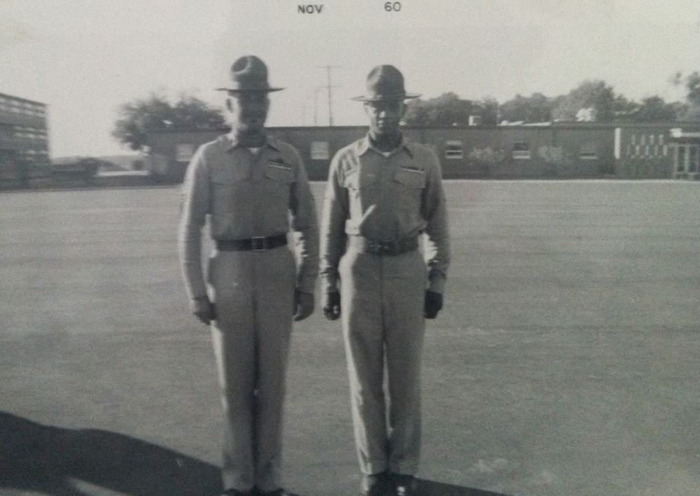 SDI GySgt Kearney and JDI Sgt Murphy MCRD PI Plt 374